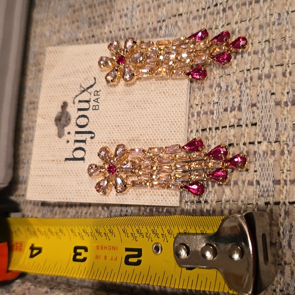 BIJOUX BRAND WOMEN'S POST DANGLING ROSE GOLD AND PINK CRYSTAL FASHION EARRINGS - Picture 8 of 11